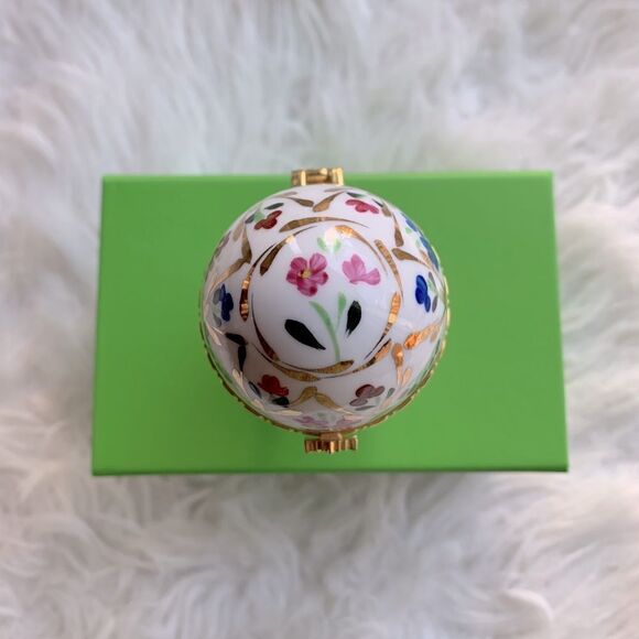 FORMALITIES by Baum Bros egg handpainted 10K gold trim - Picture 5 of 13